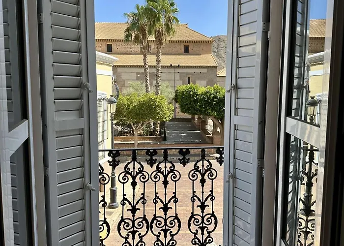 ゲストハウス Avenida タベルナス